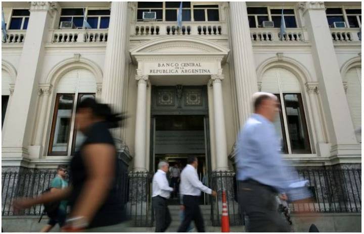 Las reservas del Banco Central aumentaron casi USD 1.900 millones: el mercado lo atribuye a fuertes compras de dólares del Tesoro