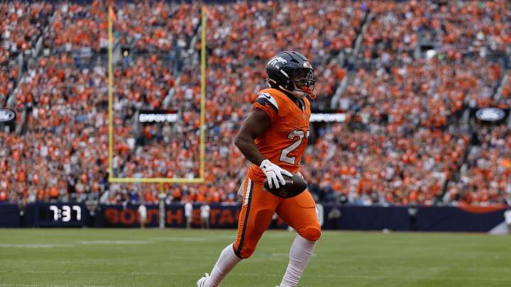 Broncos up 17-10 after J.K. Dobbins TD, Chargers fumble