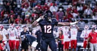 Corona Centennial takes advantage of turnovers to upset Mater Dei