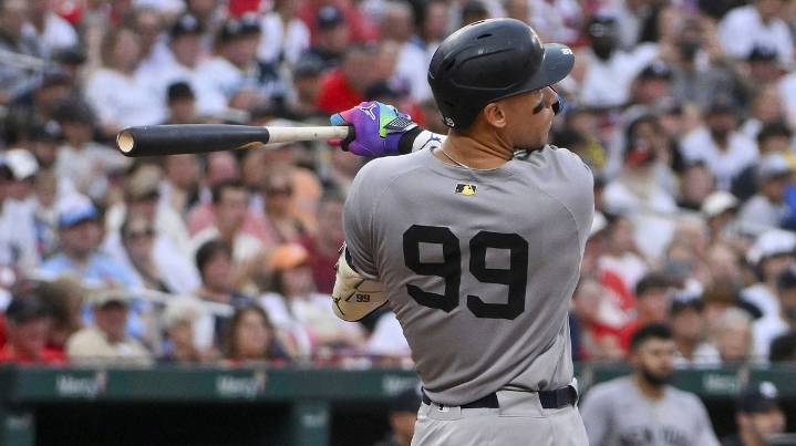 Aaron Judge ties Mickey Mantle on all-time list with 51st HR
