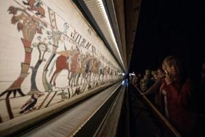 French fear diplomatic stitch-up over Bayeux Tapestry loan
