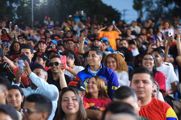 Juventud del PSUV debatirá en 260 mil calles