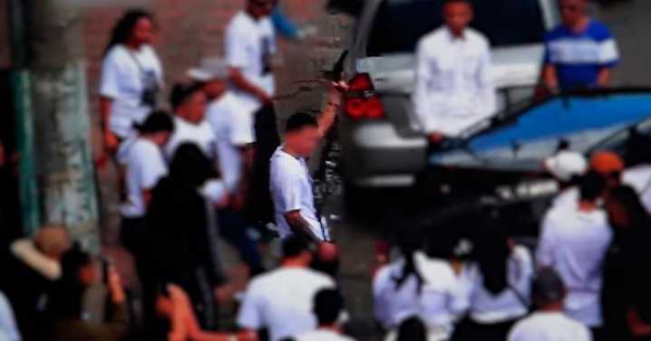 Hombre capturado por disparar al aire en un funeral