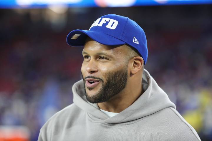 Aaron Donald’s Wife Sends One-Word Message After Pitt’s Major Announcement Aaron Donald’s legacy continues to get bigger even after retirement. This time, it's his college team that has something spec