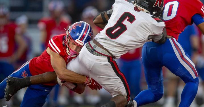 Photos: 2025 high school football in the Kanawha Metro region, Week 3