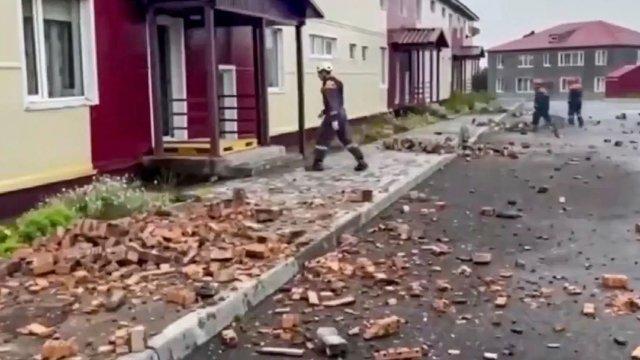 Terremoto de magnitud 7.8 sacude Kamchatka y genera alerta de tsunami en el Pacífico ruso