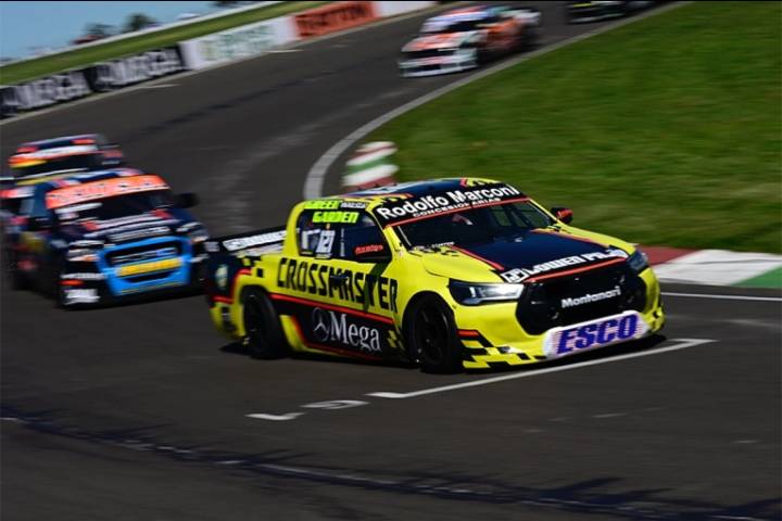Gurí Martínez "disfrutó" correr en Paraná y quiere seguir en TC Pick Up "por tres carreras"