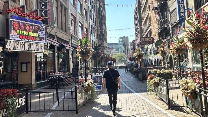 Cleveland comedian concerned about use of 'psych ward' in Hilarities show