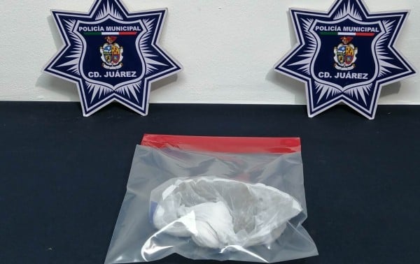 Adolescente detenido con droga es relacionado con asalto