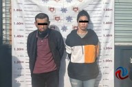 Detienen a una pareja en motocicleta, traían dos armas de fuego