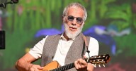 Visa Issues Force Siinger Yusuf Islam aka Cat Stevens to Postpone Book Tour