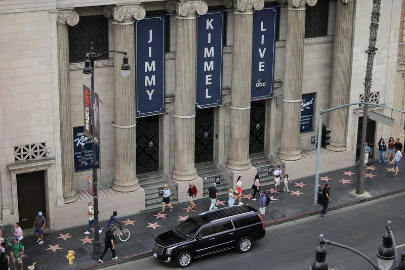 German journalists' union criticises decision to take Jimmy Kimmel off air