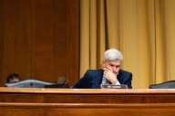 Trump, officials link Tylenol to autism as medical community balks