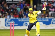 Hampshire sweep aside Durham to reach Vitality Blast semi