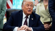 Trump presenta demanda por difamación de $15,000 millones contra The New York Times