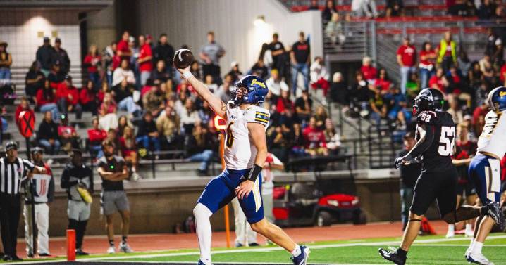NAU football pulls off whirlwind last-minute win; retains Grand Canyon Trophy