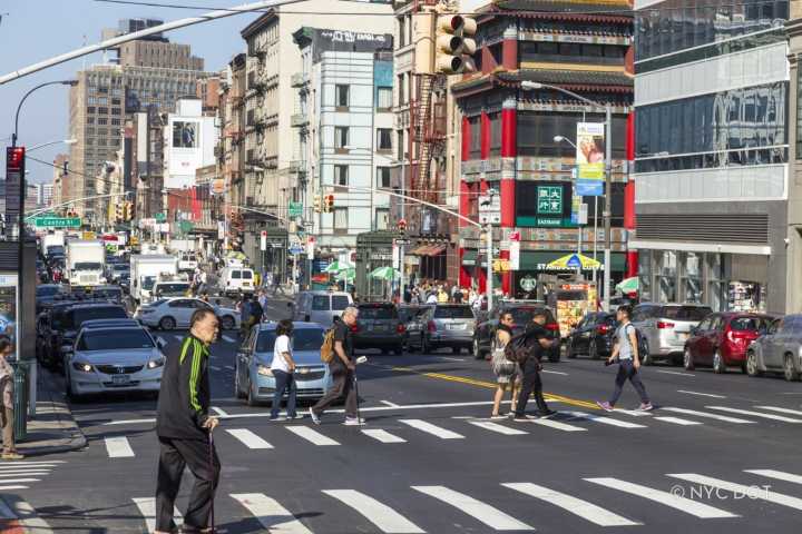 Canal Street to get ‘super sidewalks’ and other pedestrian upgrades under proposed redesign