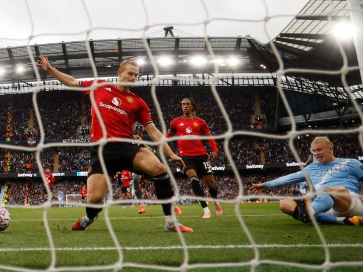 Liga Premier: Manchester City derrotó 3-0 al Manchester United
