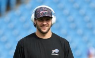How many teams are 4-0 in the 2025 NFL season?