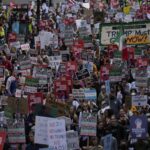 Photos capture Chicagoans’ protest against ICE and Trump’s intervention plans