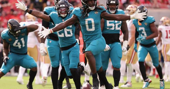 Linebacker Devin Lloyd is a defensive catalyst for the Jaguars' surprising start to the season
