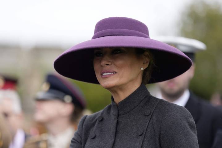 Diplomacia sartorial. La “batalla de los sombreros” que protagonizaron Melania Trump y Kate Middleton durante la visita de Estado