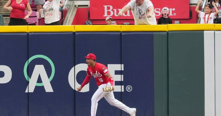 Noelvi Marté robs Bryan Reynolds of tying homer in 9th, Reds beat Pirates 2