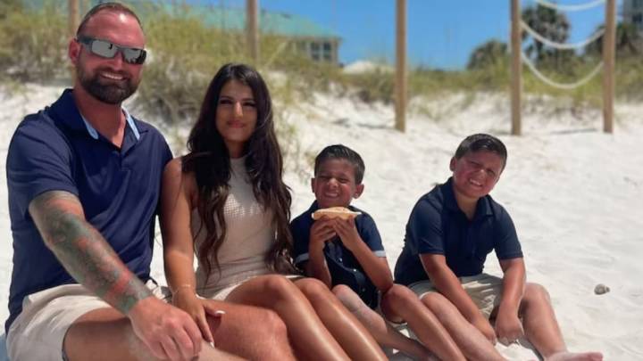 She Ran Away At 13 — 15 Years Later, She Fell In Love With The Policeman Who Found Her