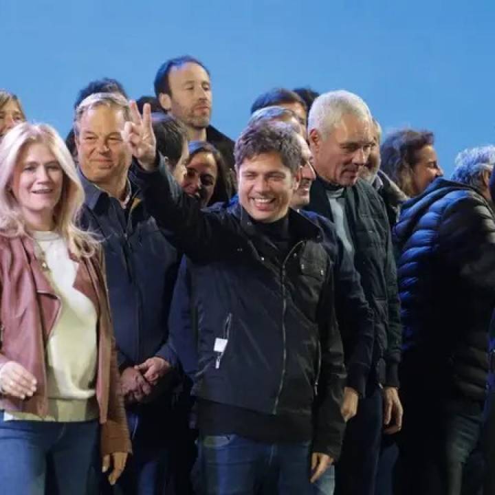 Kicillof celebró su triunfo con un mensaje a Milei: "Te dieron una orden, goberná para el pueblo"