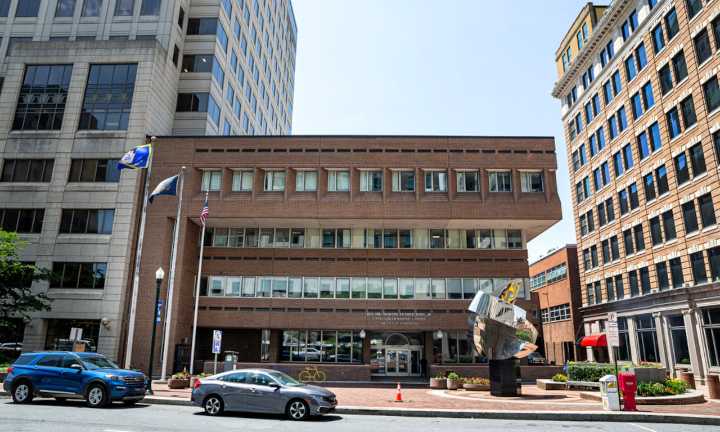 Bonuses for 1st responders, blight removal: how Harrisburg is using its federal stimulus funds