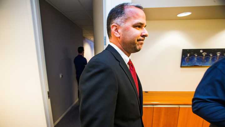 Phoenix considers rehiring former city manager Ed Zuercher