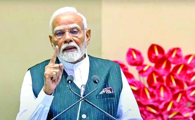 Cong left no opportunity to loot people, taxed those in low