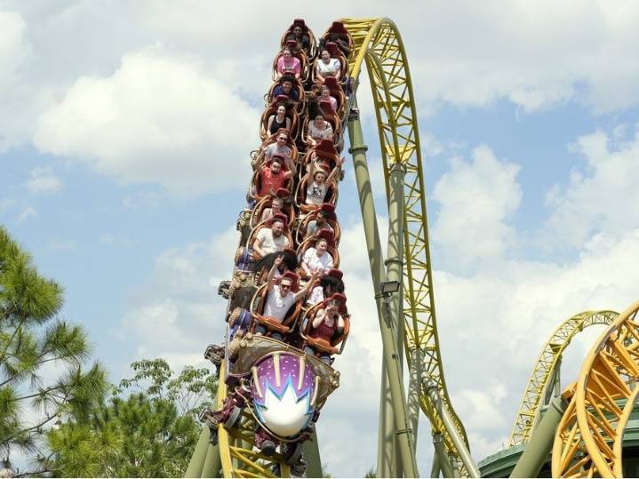 Man who died on roller coaster had a spinal condition, report says