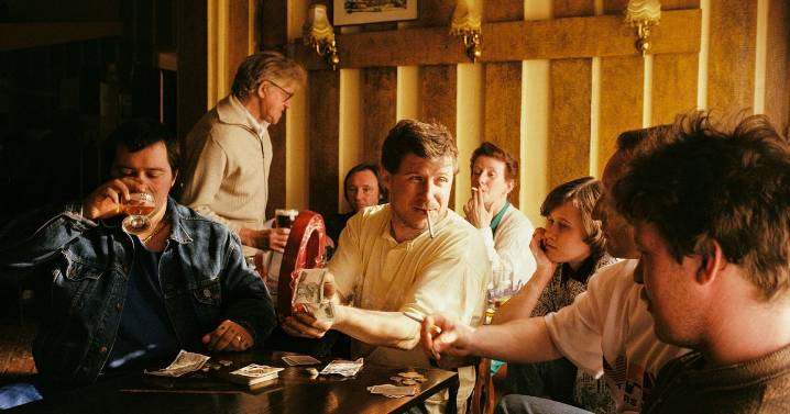 Unearthed photos of London pubs in 70s, 80s and 90s will make you want to turn the clock back