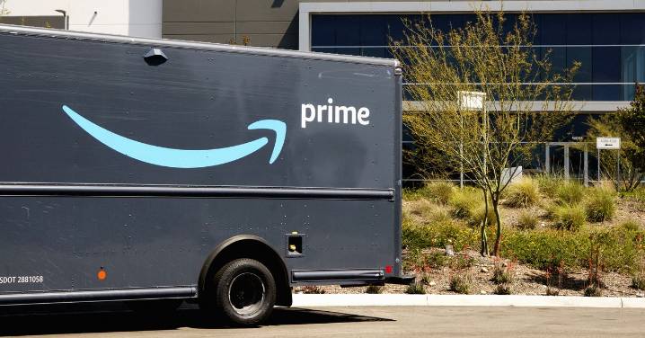 Amazon Will Pay $2.5 Billion to Settle FTC Suit That Alleged ‘Dark Patterns’ in Prime Sign