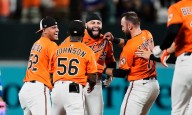 Emmanuel Rivera deja en el terreno a los Dodgers con un sencillo de dos carreras