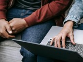 Construcción de Plataformas de Juegos Escalables: El Rol Esencial de la Agregación de Juegos Basada en API