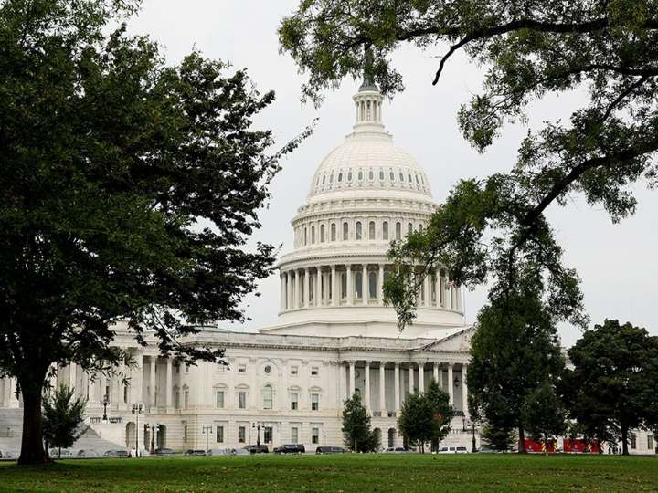 U.S. headed for government shutdown, Vance says after Democrats meet with Trump