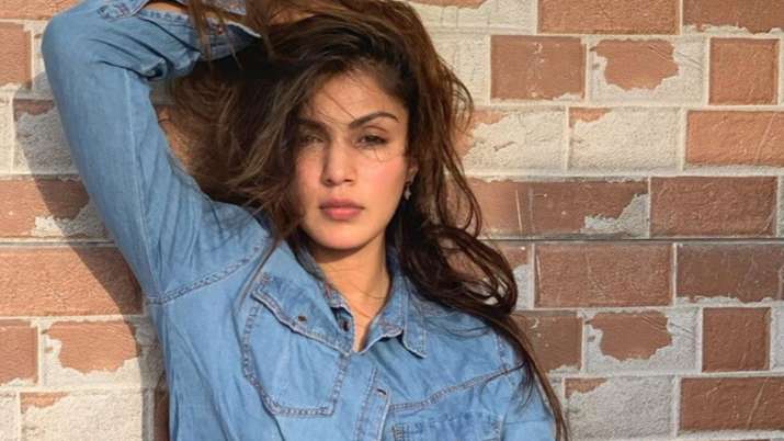  ‘Return Rhea Chakraborty’s passport’: Bombay HC directs NCB