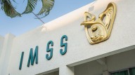 Fuertes lluvias inundan hospital del IMSS en Los Reyes; pacientes son trasladados a zonas seguras
