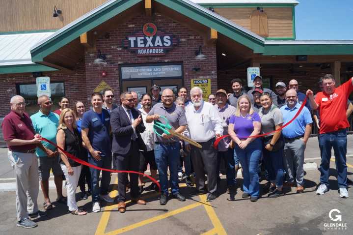 Texas Roadhouse, Glendale Police help Special Olympics