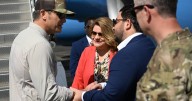 “Debemos sentirnos orgullosos", estableció gobernadora ante presencia militar