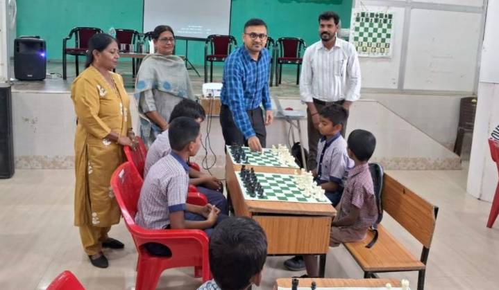 Week-Long Chess Training Programme Begins for Campbell Bay Students