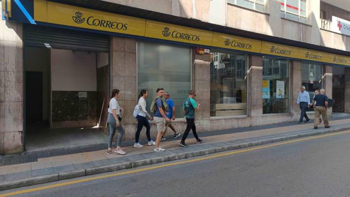 Denuncian la situación "insostenible" por falta de personal de la oficina de Correos en Cangas de Onís
