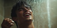 Cuál es la mejor hora del día para bañarse, según la edad