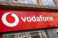 Major UK mobile provider to axe service used by thousands 3 years before deadline