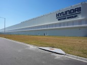 Estados Unidos: el temido ICE allana la planta de Hyundai en Georgia y detiene a cientos de empleados surcoreanos