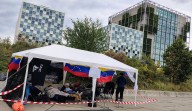 Venezolanos levantaron huelga de hambre frente a la CPI tras arriesgar sus vidas durante 12 días