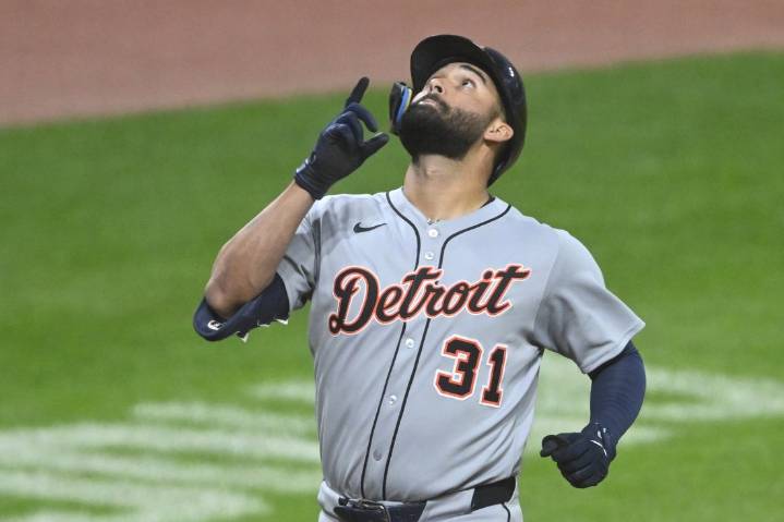 Deadspin | Tigers halt skid; knot Guardians for first place in AL Central