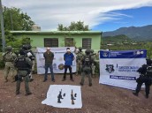 Detienen a tres sujetos armados en Moris con «cuernos de chivo»